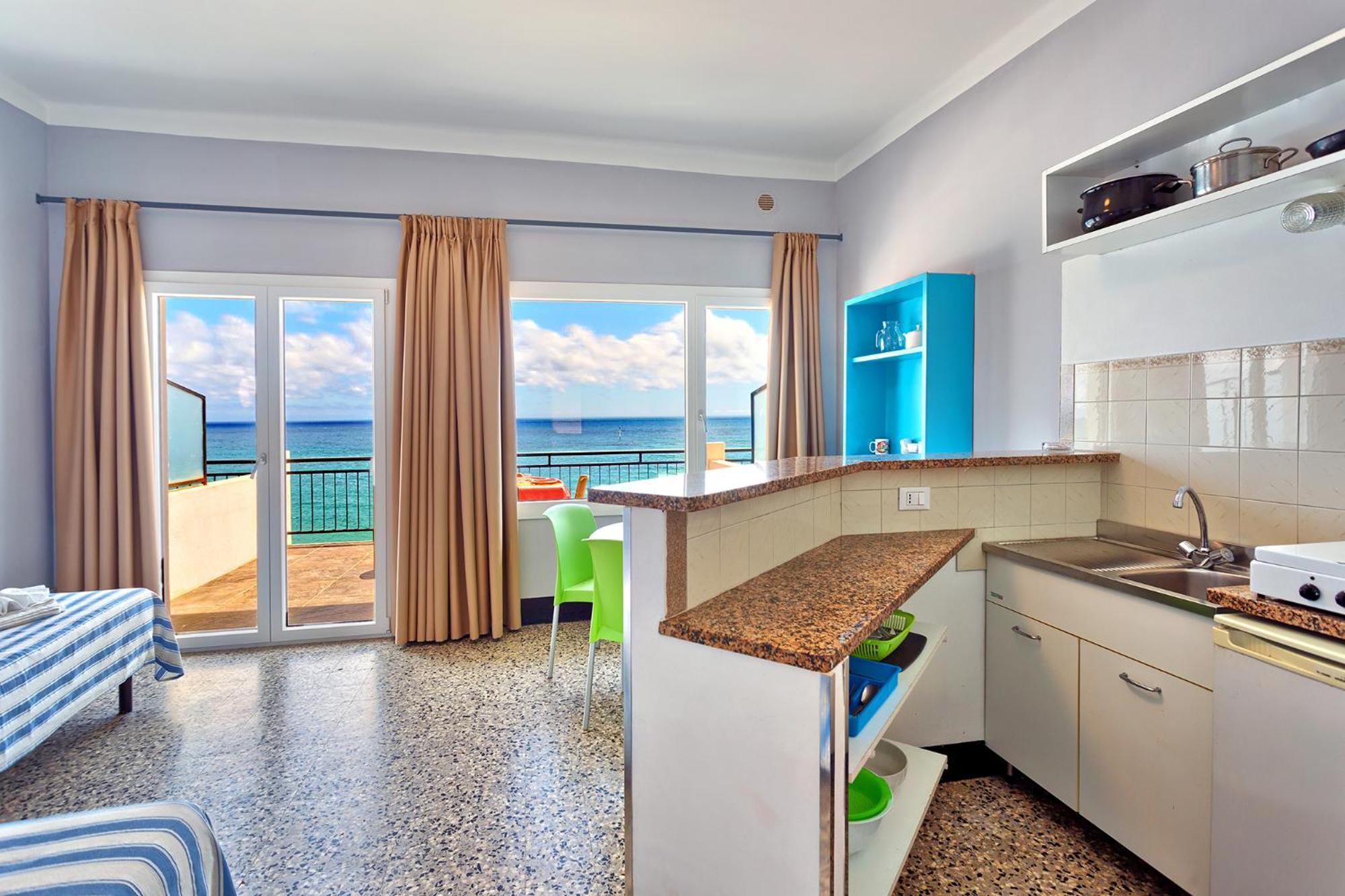 Blue Beach Bussana Nuova Exterior photo