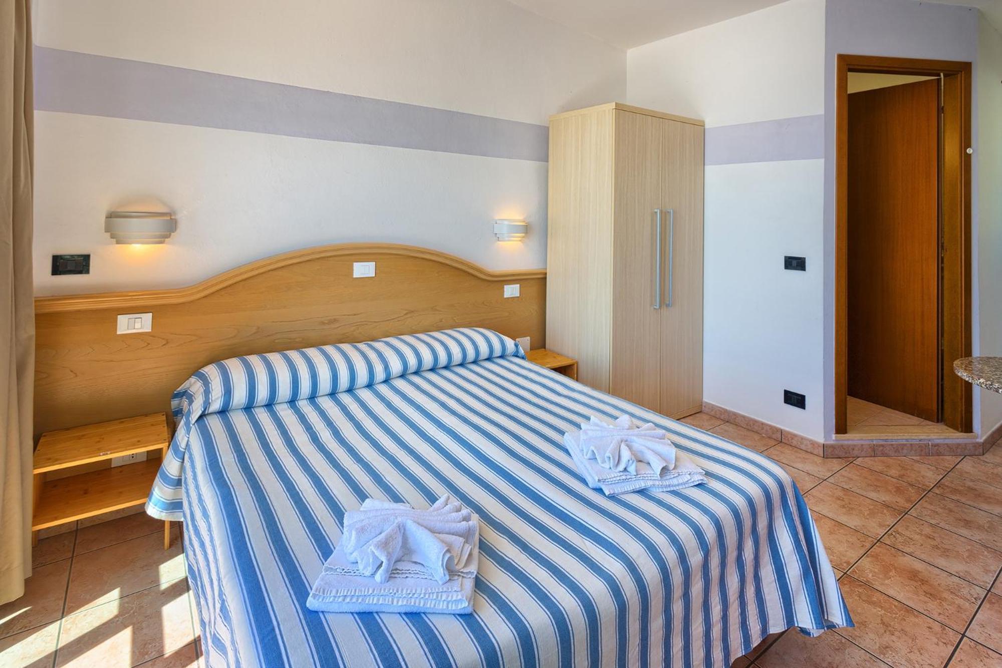 Blue Beach Bussana Nuova Exterior photo
